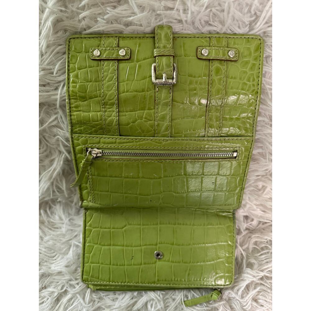 Michael Kors “Natasha” croc embossed leather wallet. - Picture 8 of 11